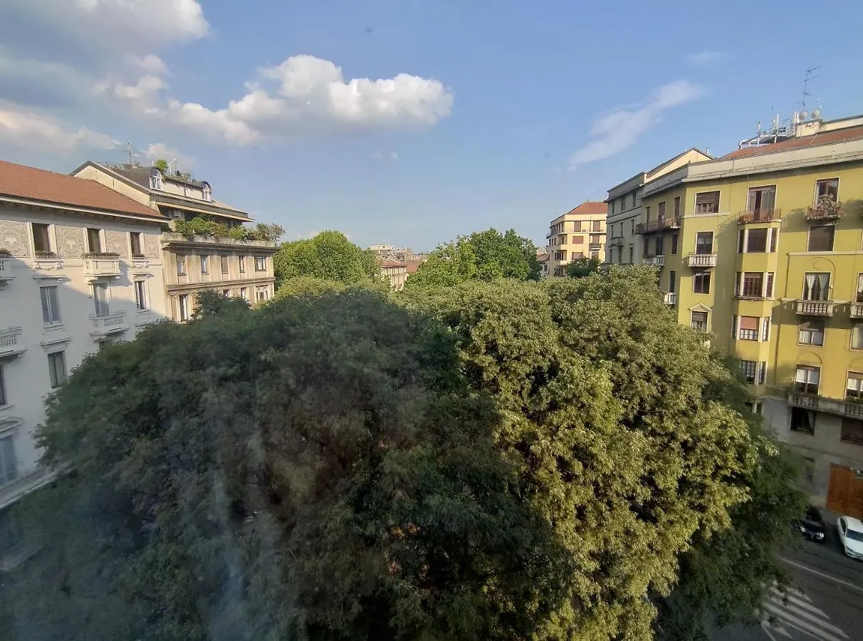 Spacious Apartment In The Heart Of The City Milan