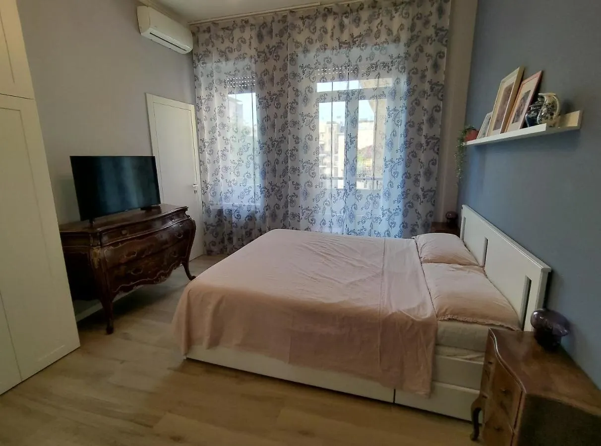 Spacious Apartment In The Heart Of The City Milan