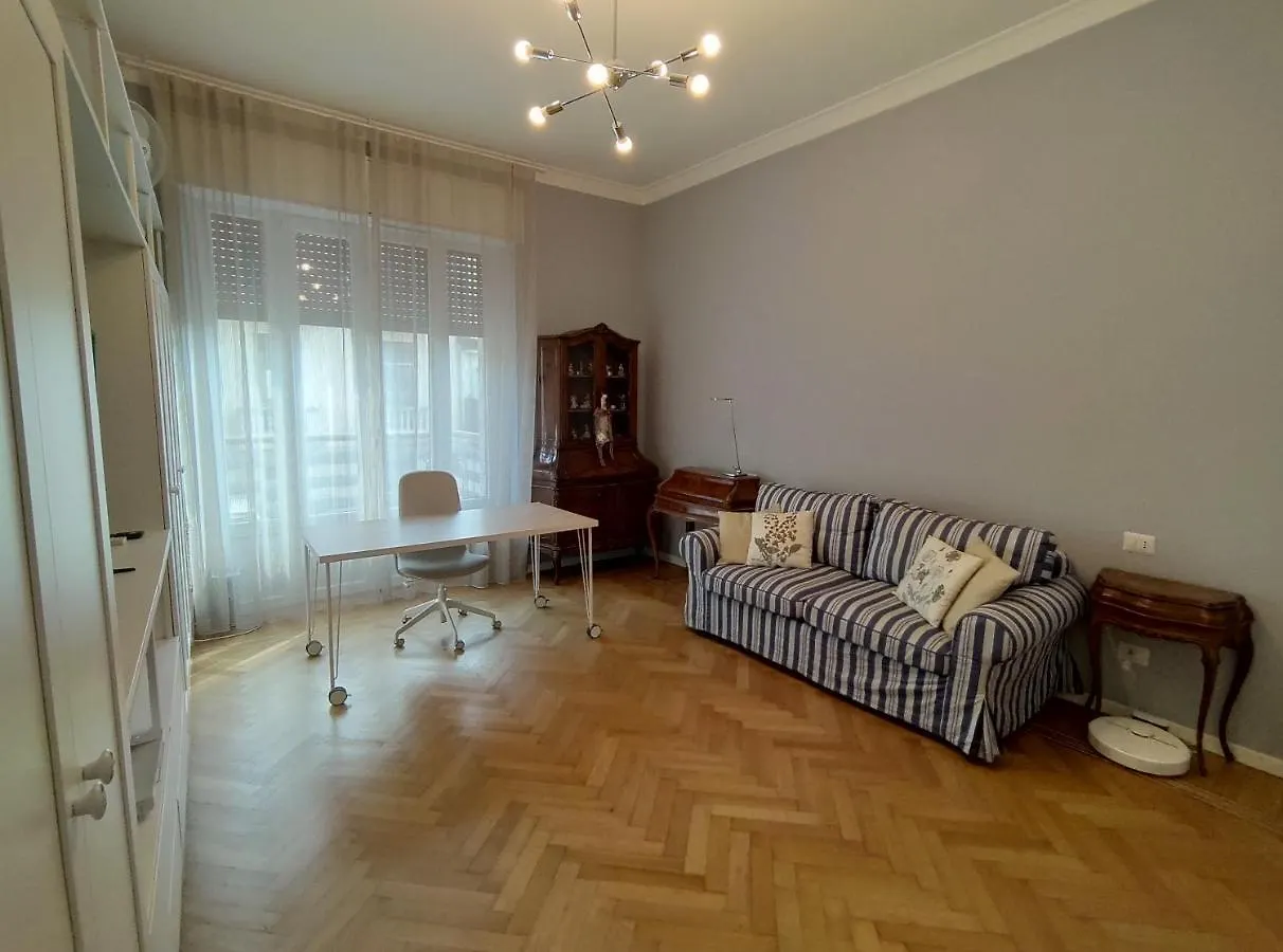 Spacious Apartment In The Heart Of The City Milan